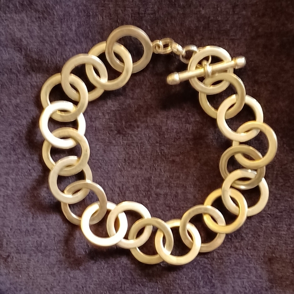 Toggle Flat Link Bracelet - Picture 2 of 12